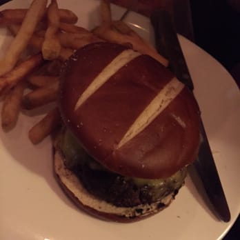 Pisces Rising - Hamburger - very good! - Seafood Near Me - Mount Dora, Florida Pisces Rising - Hamburger - very good! - Seafood Near Me - Mount Dora, Florida