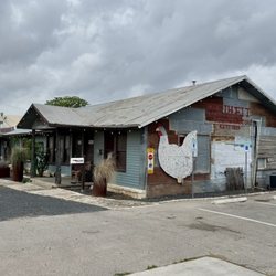 Freiheit Country Store - Store front - entrance on the back side of the building