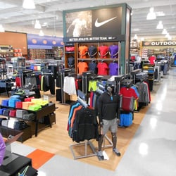 DICK'S Sporting Goods