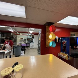 Moon Dogs Pizza