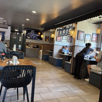 The Izakaya - Dining booths - Sushi Bars Near Me - Sacramento, California