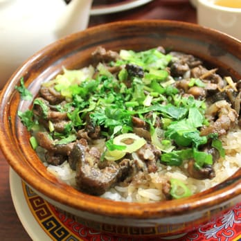 Clay Pot Cafe - Yellow eel clay pot - Cantonese Near Me - Boston, Massachusetts