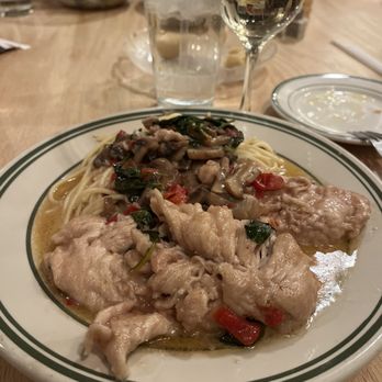 Sam & Rosco's Restaurant - Veal Or Chicken Florentine - Chicken - Italian Near Me - Douglasville, Georgia Sam & Rosco's Restaurant - Veal Or Chicken Florentine - Chicken - Italian Near Me - Douglasville, Georgia