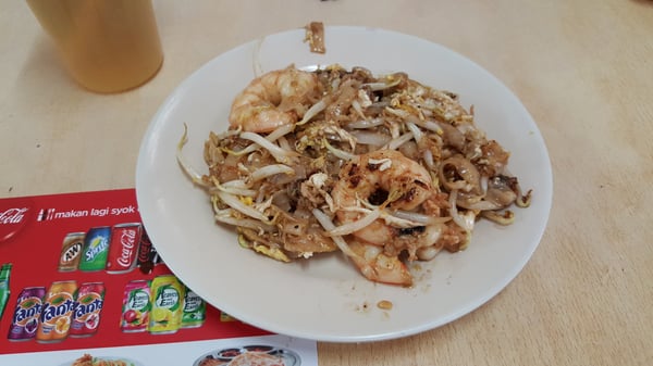 小红帽 炒粿条 兴发茶室 Kafe Heng Huat by null