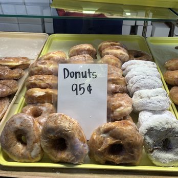 Miller's Bakery - Bakeries Near Me - Millersburg, Ohio