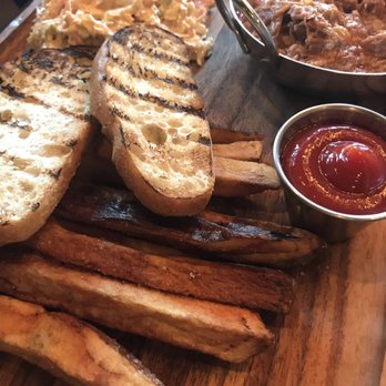 Liquid Assets - Deconstructed Pulled Pork Sandwich - American Near Me - Ocean City, Maryland