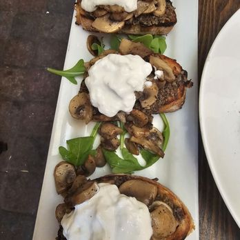 Baciccia Pizza e Cucina - Funghi E Tartufo Bruchette - Italian Near Me - Brooklyn, New York