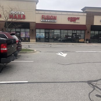 FISH & LOAVES - CLOSED - Updated December 2024 - 32 Photos & 23 Reviews