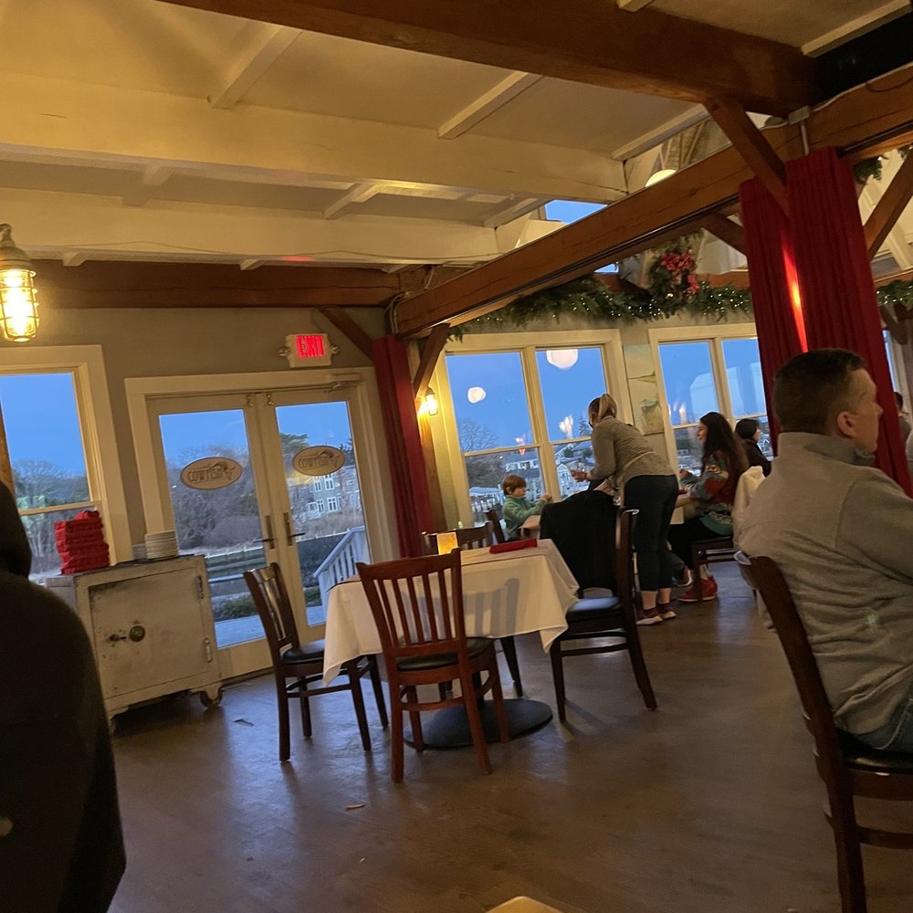 Cowfish - New American Near Me - Hampton Bays, New York Cowfish - New American Near Me - Hampton Bays, New York