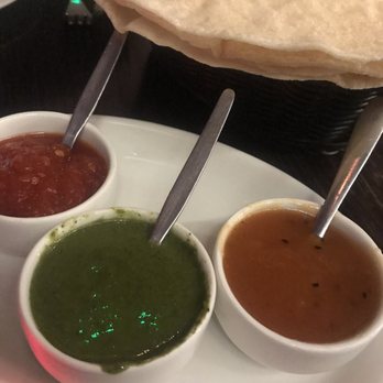 Indian Moment - Papadum and 3 dipping sauces. - Indian Near Me - London, XGL