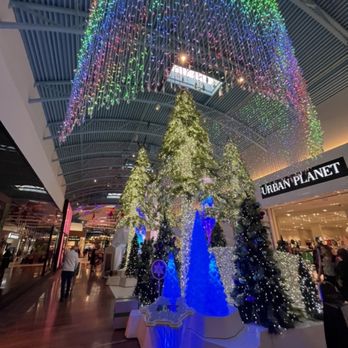 CrossIron Mills - Shopping Centers Near Me - Rocky View, Alberta