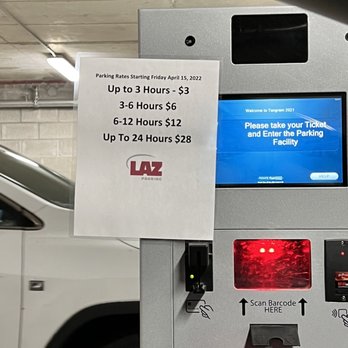 Tangram - Parking rates - Shopping Centers Near Me - Flushing, New York