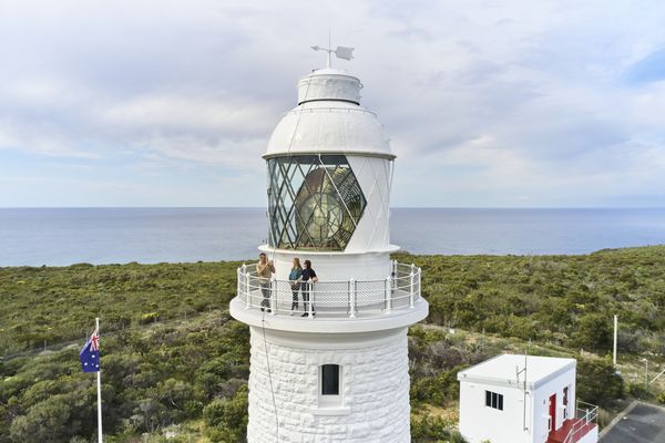 Cape Naturaliste Lighthouse by null