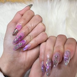 Granby Nail Salon