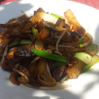 Shanghai Terrace - Beef chow funn - Chinese Near Me - Chicago, Illinois Shanghai Terrace - Beef chow funn - Chinese Near Me - Chicago, Illinois