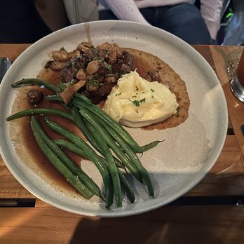 Cactus Club Cafe - Canadian (New) Near Me - Delta, British Columbia