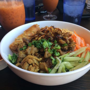 Simply Pho - Bun tom cha gio thit nuong (noodles shrimp egg roll and grilled meat!) - Vietnamese Near Me - Lake Forest, California
