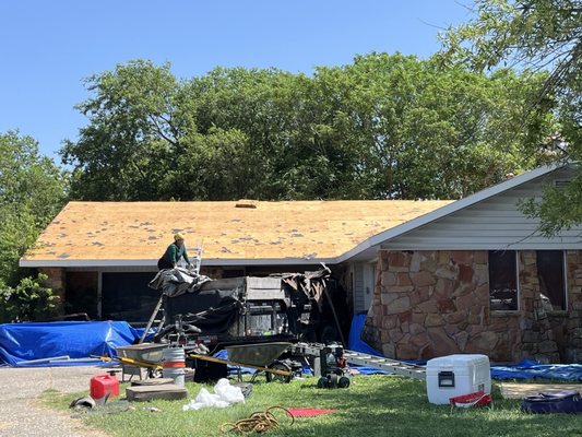 Red White And Roofing