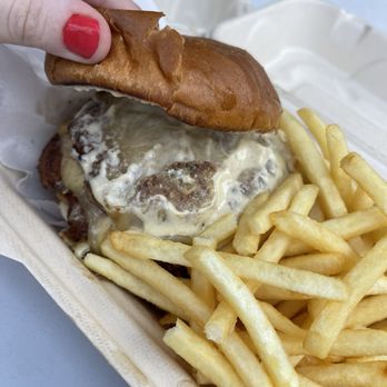 THE HOOK ORLANDO - Truffle Mushroom Burger with fries - Food Trucks Near Me
