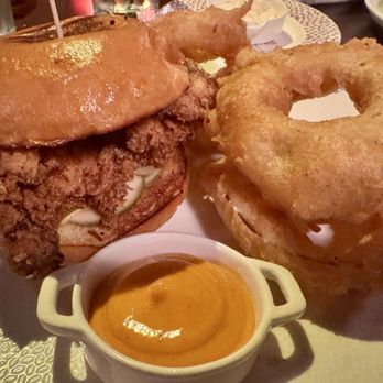 Tavern On Camac - Chicken Sandwich and Onion Rings - Dance Clubs Near Me - Philadelphia, Pennsylvania Tavern On Camac - Chicken Sandwich and Onion Rings - Dance Clubs Near Me - Philadelphia, Pennsylvania
