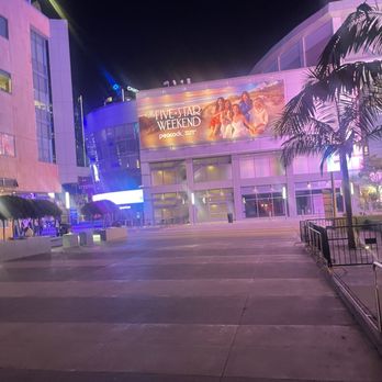 Crypto Arena - Stadiums & Arenas Near Me - Los Angeles, California Crypto Arena - Stadiums & Arenas Near Me - Los Angeles, California