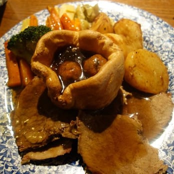 Pitcher & Piano - roast beef lunch - Pubs Near Me - Birmingham, BIR