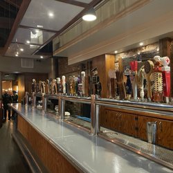 Capital Ale House Fredericksburg - Lots of beers!