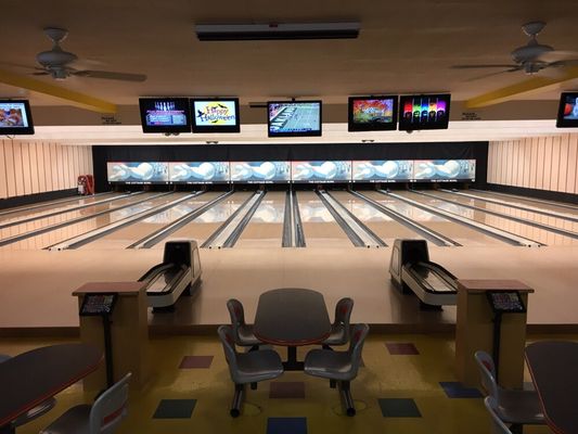 Cottage Bowl 740 Row River Rd Cottage Grove Or Bowling Centers