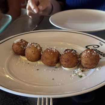 The Comet Club - Arancini - Restaurants Near Me - Westbury, New York