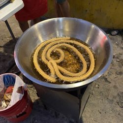 Churro Stand 2 - Frying churros