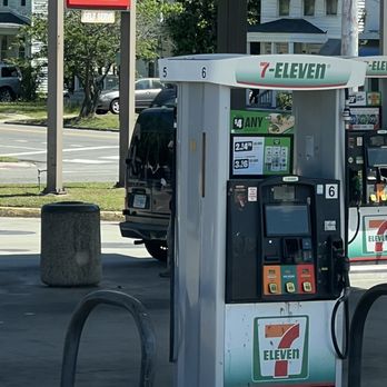 7-Eleven - Looking at the fuel pumps... - Convenience Stores Near Me - Portsmouth, Virginia 7-Eleven - Looking at the fuel pumps... - Convenience Stores Near Me - Portsmouth, Virginia
