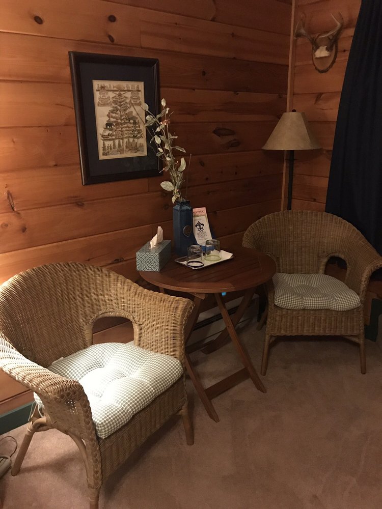 CEDAR HOUSE INN & YURTS CLOSED 24 Photos & 26 Reviews Dahlonega