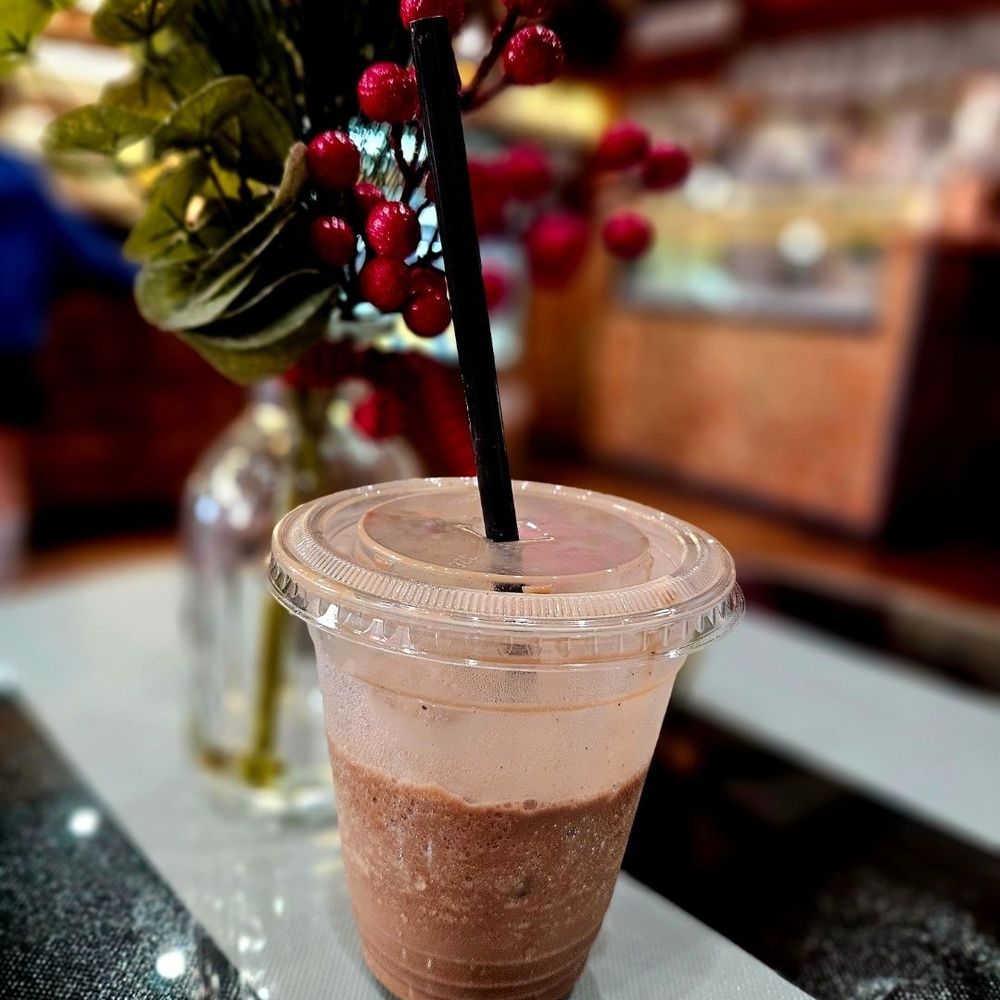 Chocolatte - Chocolatiers & Shops Near Me - Sutter Creek, California Chocolatte - Chocolatiers & Shops Near Me - Sutter Creek, California