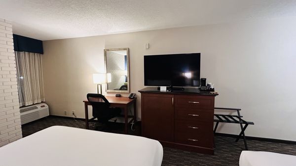 Drury Inn & Suites Nashville Airport by null