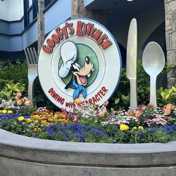 Goofy's Kitchen - American Near Me - Anaheim, California Goofy's Kitchen - American Near Me - Anaheim, California