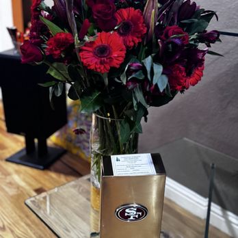 Hill's Flowers - Florists Near Me - San Jose, California Hill's Flowers - Florists Near Me - San Jose, California
