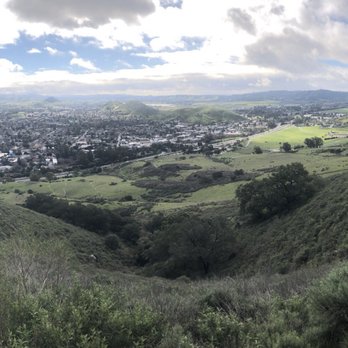 Madonna Mountain - Hiking Near Me - San Luis Obispo, California Madonna Mountain - Hiking Near Me - San Luis Obispo, California