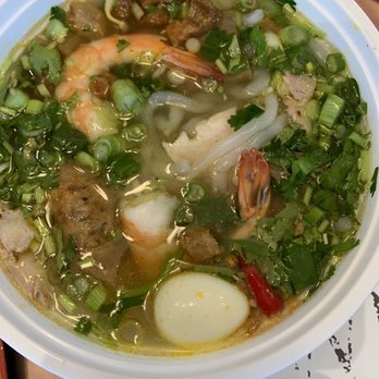 Traiteur Oishii Sushi - Banh canh - Caterers Near Me - Montreal, Quebec Traiteur Oishii Sushi - Banh canh - Caterers Near Me - Montreal, Quebec