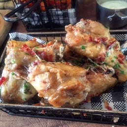 Cheese, bacon and chives wings