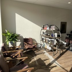 Oak & Strand Hair Salon