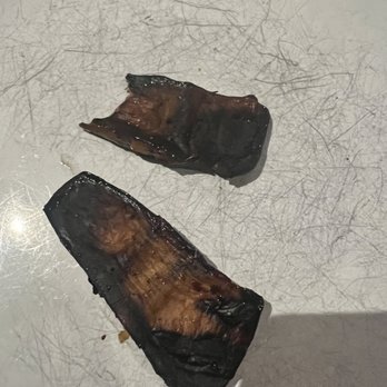 Spina - Burnt mushrooms. Can't believe they serve food looking like this. - Italian Near Me - Los Angeles, California Spina - Burnt mushrooms. Can't believe they serve food looking like this. - Italian Near Me - Los Angeles, California