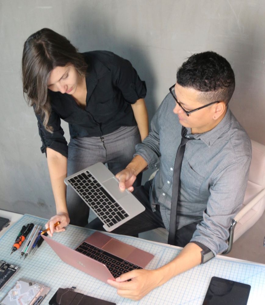 MAC PC REPAIR CLINIC 27 Photos & 113 Reviews 1768 N Vermont Ave