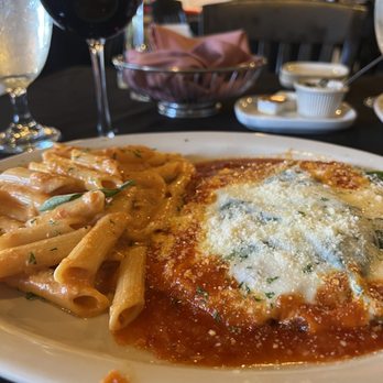 Vino E Pasta - Melanzana Parmigiana a la Hugotini - Italian Near Me - Tampa, Florida Vino E Pasta - Melanzana Parmigiana a la Hugotini - Italian Near Me - Tampa, Florida