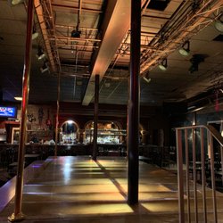 Centerfold Lounge