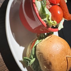 La Belle et La Boeuf