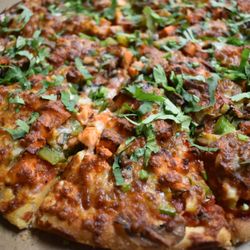 Robin Hood Pizza - Butter Paneer Pizza