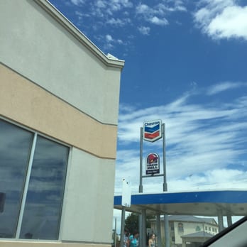 Chevron Gas Station - Sign - Gas Stations Near Me - Shamrock, Texas Chevron Gas Station - Sign - Gas Stations Near Me - Shamrock, Texas