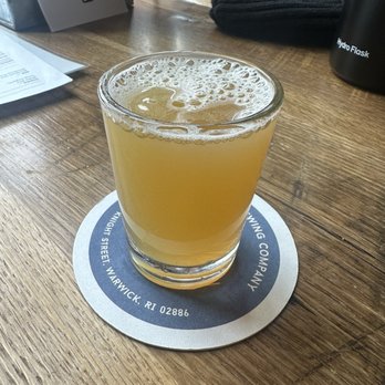 Apponaug Brewing Company - Taster of IPA - Brewpubs Near Me - Warwick, Rhode Island