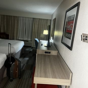 Hampton Inn Atlanta-Georgia Tech-Downtown - Room - Hotels Near Me - Atlanta, Georgia Hampton Inn Atlanta-Georgia Tech-Downtown - Room - Hotels Near Me - Atlanta, Georgia
