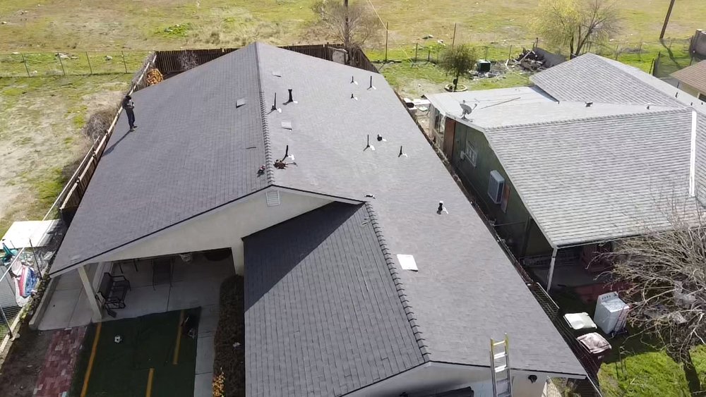 Slide of Bermúdez Rainbow Roofing